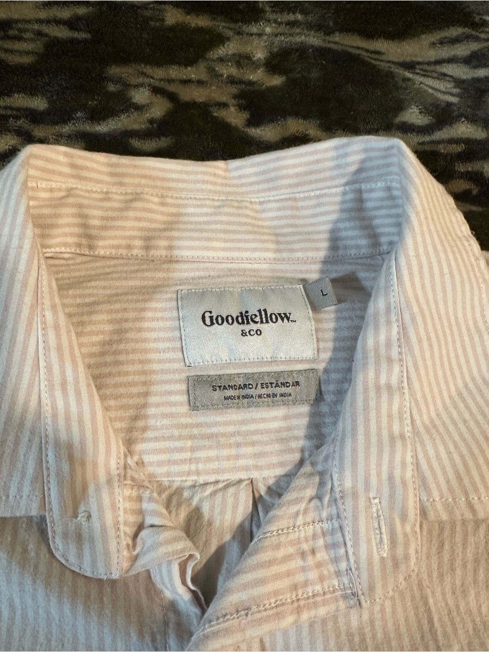 Goodfellow & Co. Button-Up - Picture 3 of 3